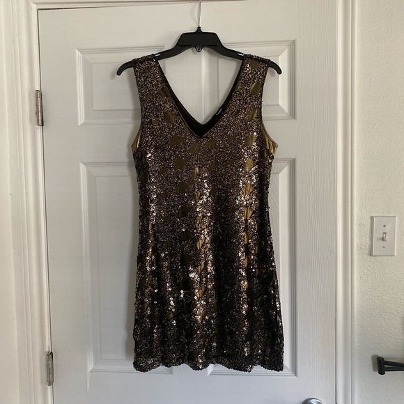 Express Dresses & Skirts - Vintage Express Gold Sequin mini dress